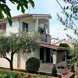 https://apartments-graziella.in-istria.net